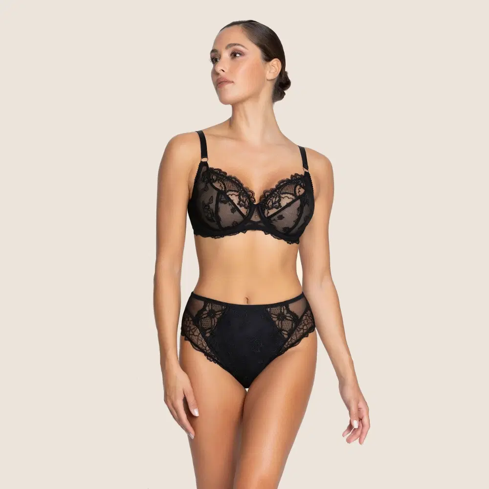 Sublime en Dentelle Noir