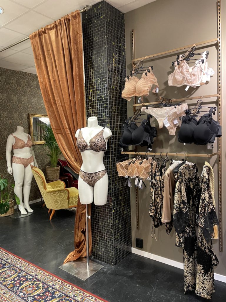 A V I A N I – Passion for Lingerie