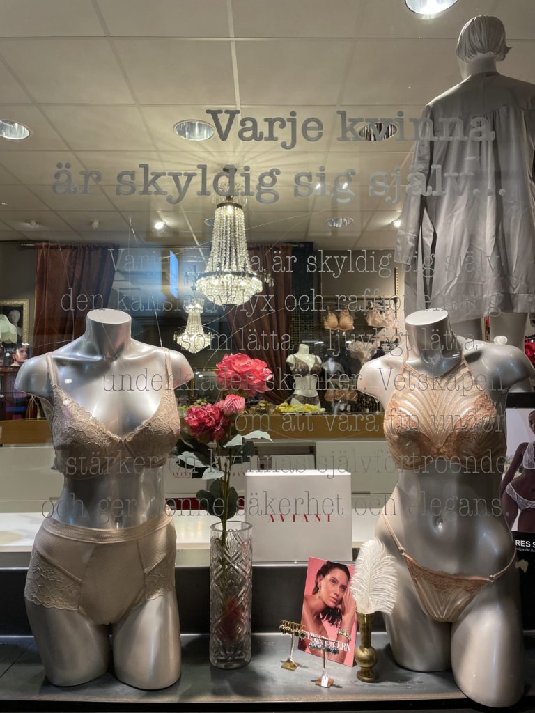 A V I A N I – Passion for Lingerie